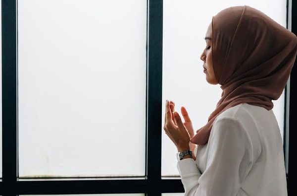 Mengenal Arti Alhamdulillah dan Keutamaannya bagi Umat Muslim
