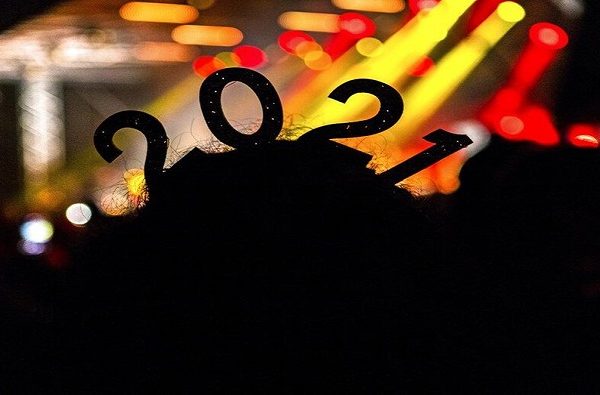 Hukum Rayakan Tahun Baru Masehi 2021 dalam Islam